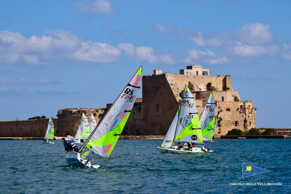 Trofeo Coni 2026, nelle acque di Brindisi trionfa Il Trentino titolo generale alla Lombardia, ai padroni di casa pugliesi il sesto posto